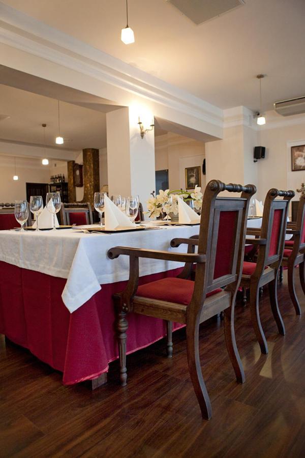 Wzgorze Toskanii Conferences & Restaurant Przeźmierowo Extérieur photo