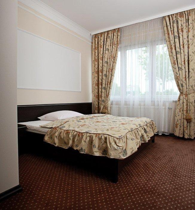 Wzgorze Toskanii Conferences & Restaurant Przeźmierowo Chambre photo
