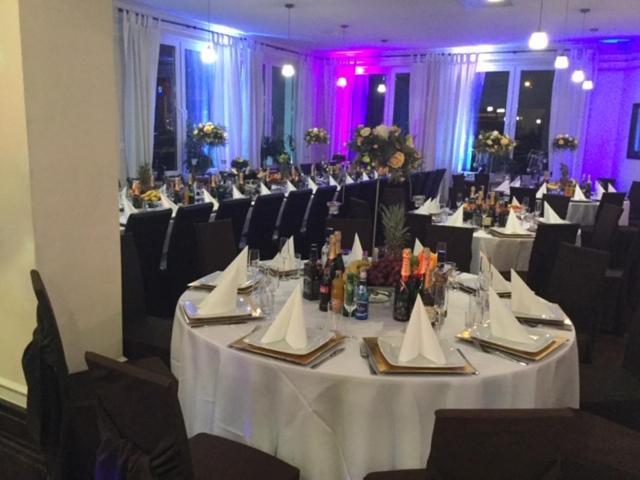 Wzgorze Toskanii Conferences & Restaurant Przeźmierowo Extérieur photo